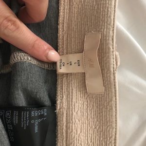 Skirts - Cream Skirt Skirts - Cream Skirt